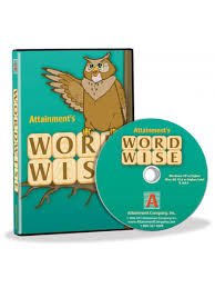 Green software box with an image of an owl on a branch and the product name underneath. Leaning against the box is a CD.